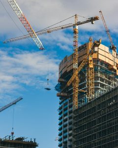 gru cantiere edile a torre